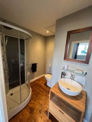 Salle de bains dans l'établissement Le Relais D'Aulnay