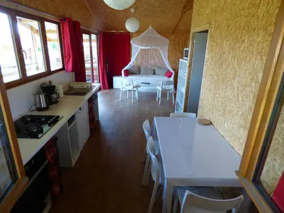 Cuisine ou kitchenette dans l'établissement Le Carbet Vendéen