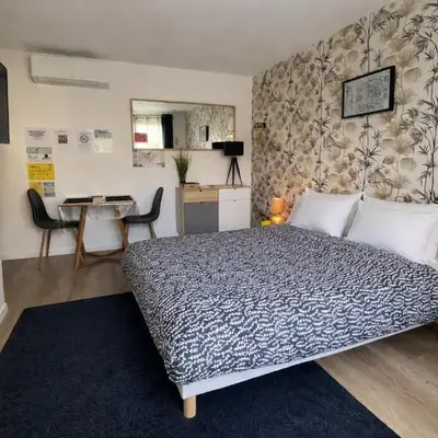 Cabane urbaine calme & terrasse privée