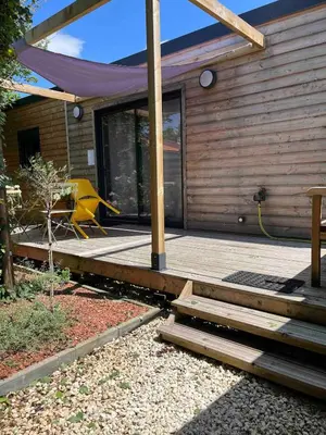 Jardin de l'établissement LA CABANE de la TROUVRE