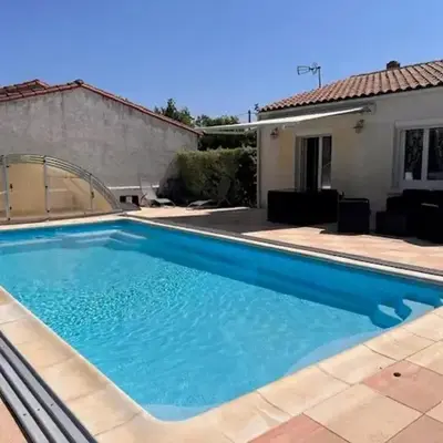 Villa accueillante à Saint-Froult avec piscine privéeB