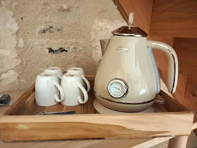 Plateau bouilloire dans l'établissement Les Chambres de Moulière