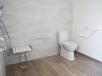 Salle de bains dans l'établissement Château de Parançay - 15 people lodge