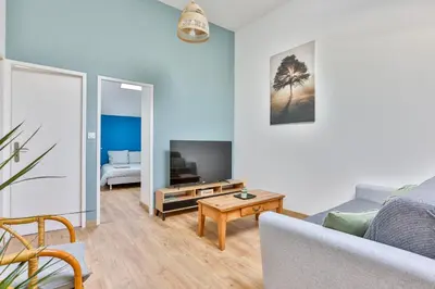 Télévision ou salle de divertissement dans l'établissement Le Saint Martin #Centre ville #Charente #6pers