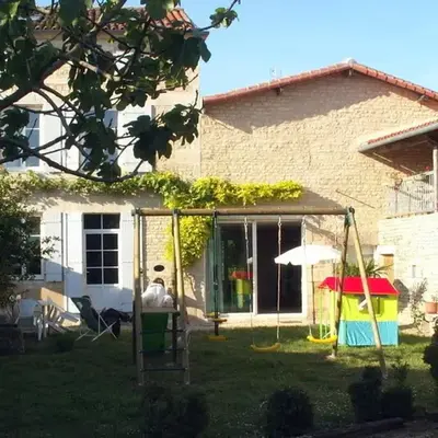 Maison indépendante en pierre