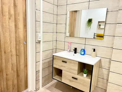 Salle de bains dans l'établissement ~ Le riad ~ Studio 1/4 Pers, porte du Futuroscope