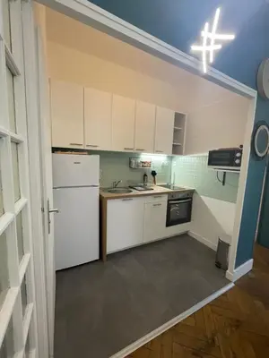 Cuisine ou kitchenette dans l'établissement Le charmant de Rompsay, Familial & Moderne