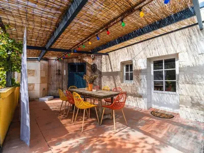 Terrasse ou espace extérieur de l'établissement LE GRAND FRANC gite cosy proche tous commerces
