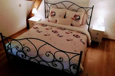 Un ou plusieurs lits dans un hébergement de l'établissement La tour du logis, gîte 4 * à 15 min du Futuroscope