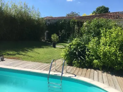 Piscine de l'établissement Le Phœnix ou située à proximité