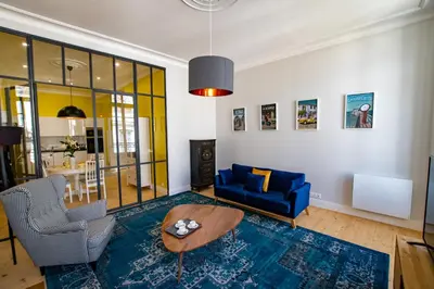 Coin salon dans l'établissement L'Amiral T3 de 100m2 tout neuf
