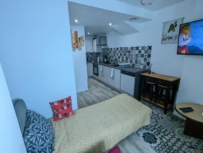 Cuisine ou kitchenette dans l'établissement Beau-Jean, Un Cocon Sympa 5 min à Pied du Centre-Ville, Parking Privé, à 10 min du CHU