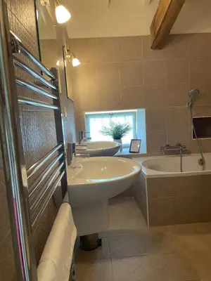 Salle de bains dans l'établissement Le Reve de Breuillac