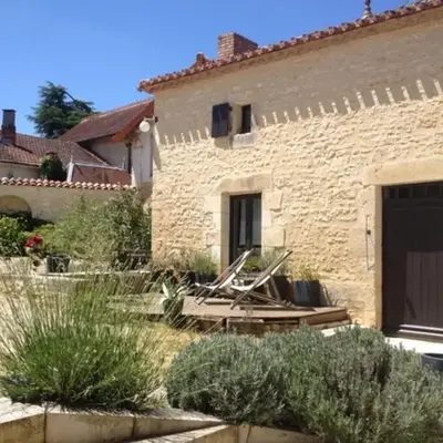 Gîte authentique avec cheminée