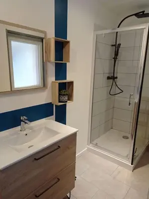 Salle de bains dans l'établissement Logement moderne