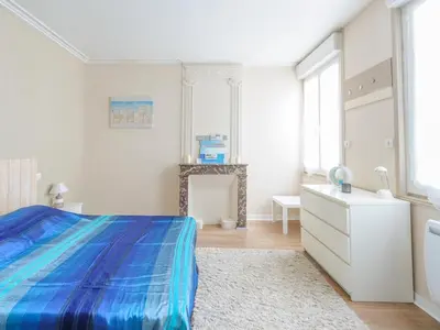 Plan de l'établissement Appartement T2 lumineux à deux pas du Vieux Port, La Rochelle – tout confort, Wi-Fi, proche commerces - FR-1-258-205