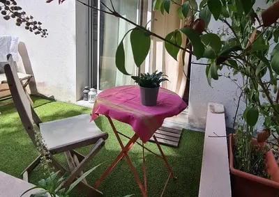 Jardin de l'établissement Dolce vita en centre ville