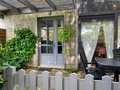 Jardin de l'établissement Maison des Roses