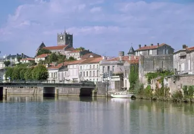 Vue sur la rivière ou le fleuve situé(e) à proximité de la maison de vacances