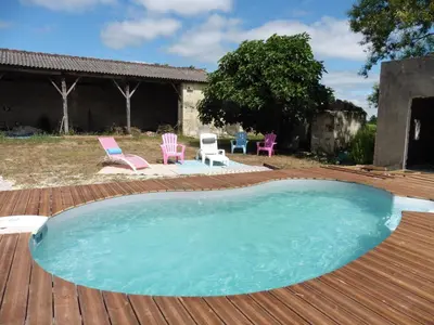 Piscine de l'établissement Gîte 1 La vigne est belle - 3 étoiles ou située à proximité
