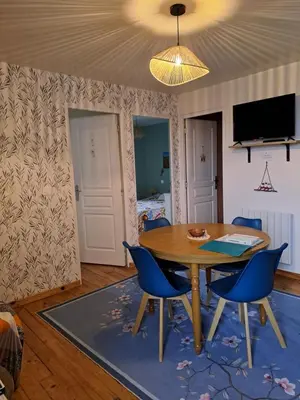 Télévision ou salle de divertissement dans l'établissement Gîte 1 La vigne est belle - 3 étoiles