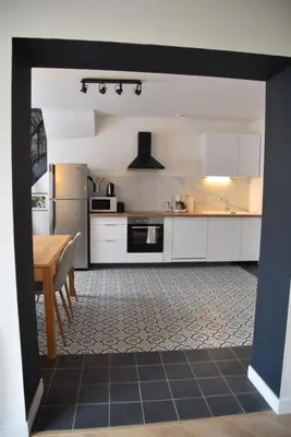 Cuisine ou kitchenette dans l'établissement [Le 8] Maison de ville élégante et tout confort