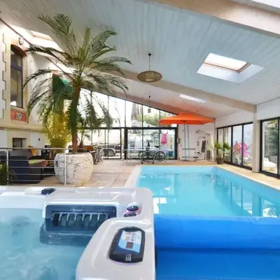 Villa 4* vue mer piscine spa
