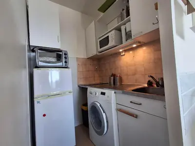 Cuisine ou kitchenette dans l'établissement SE118 Studio 4 personnes Châtelaillon-Plage / Port - FR-1-706-14