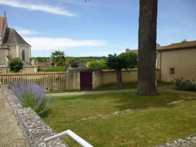 Jardin de l'établissement Les noisettes