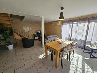 Coin salon dans l'établissement Gite du sechoir