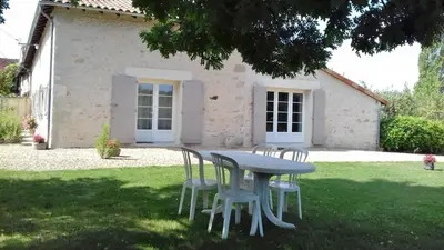 Jardin de l'établissement Gite de says