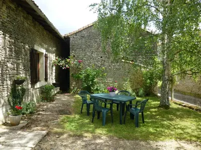 Jardin de l'établissement La maison des oiseaux