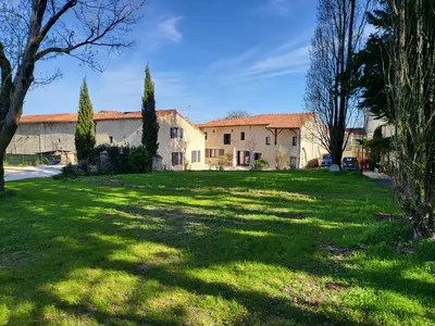 Jardin de l'établissement Au Clos Des Dély - Chambre d Hôtes 