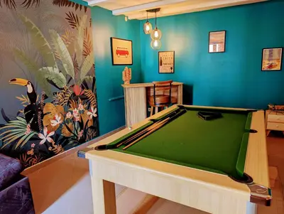 Billard dans l'établissement MAISON 6 PERS PROCHE DE LA MER