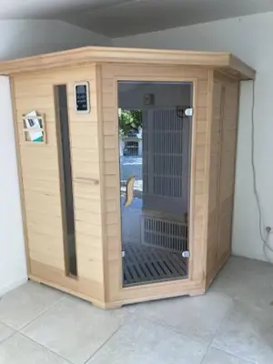 Plan de l'établissement Gîte 2-4 couchages situé dans un magnifique jardin