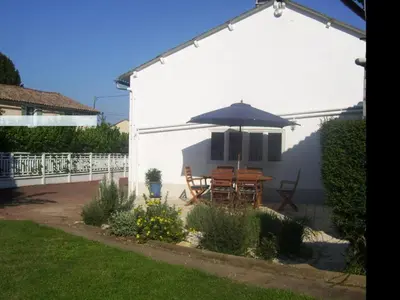 Jardin de l'établissement 9 Guests - Pet Friendly in rural West France