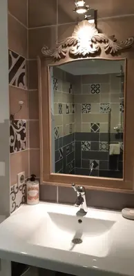 Salle de bains dans l'établissement Grand gîte écologique à la campagne et accessible