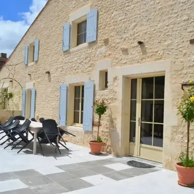 Grand gîte écologique à la campagne et accessible