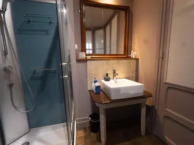Salle de bains dans l'établissement Pont Vieux